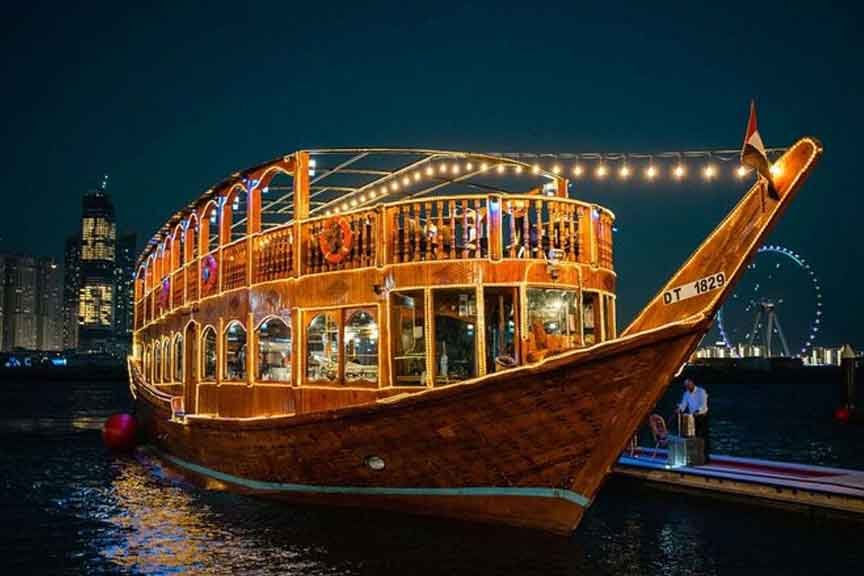 dhow cruise bur dubai creek